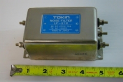 grounding56-agb221-tokin-noise-filter-250v-10a-1500v-lf-210-4